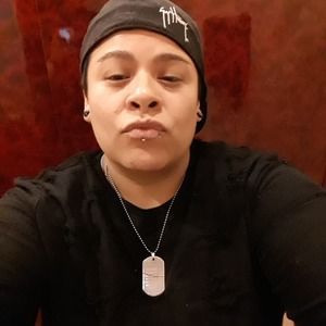 Meet your Posher, Liz